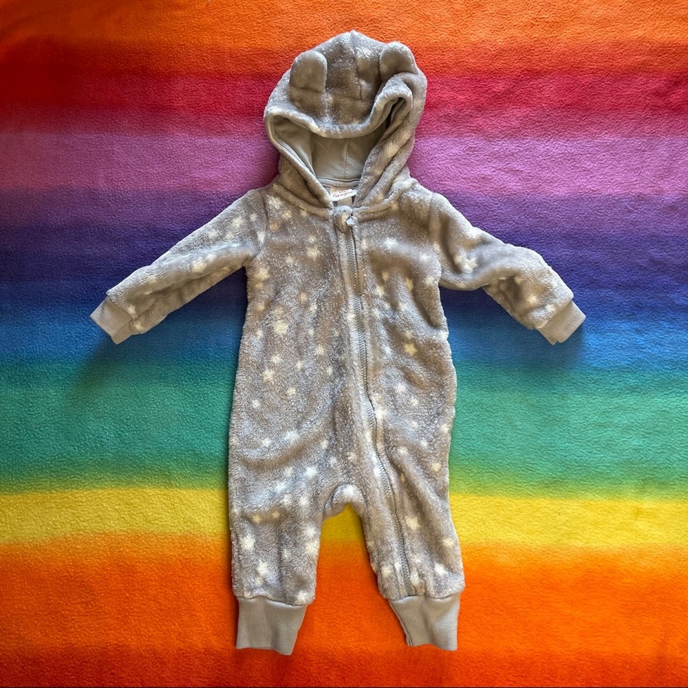 Plushy zip-up one piece for baby
